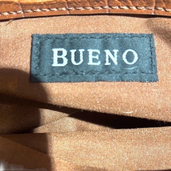 Bueno Brown Shoulder Bag - Picture 2 of 14